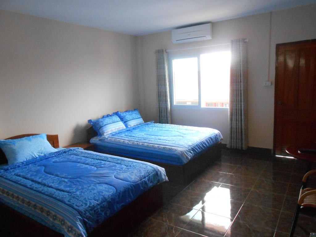 Ban Nongdouang Bayern Guesthouse מראה חיצוני תמונה