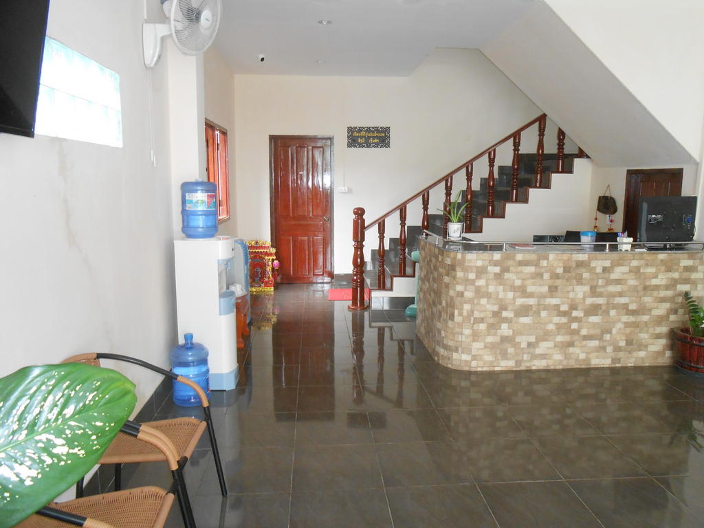 Ban Nongdouang Bayern Guesthouse מראה חיצוני תמונה